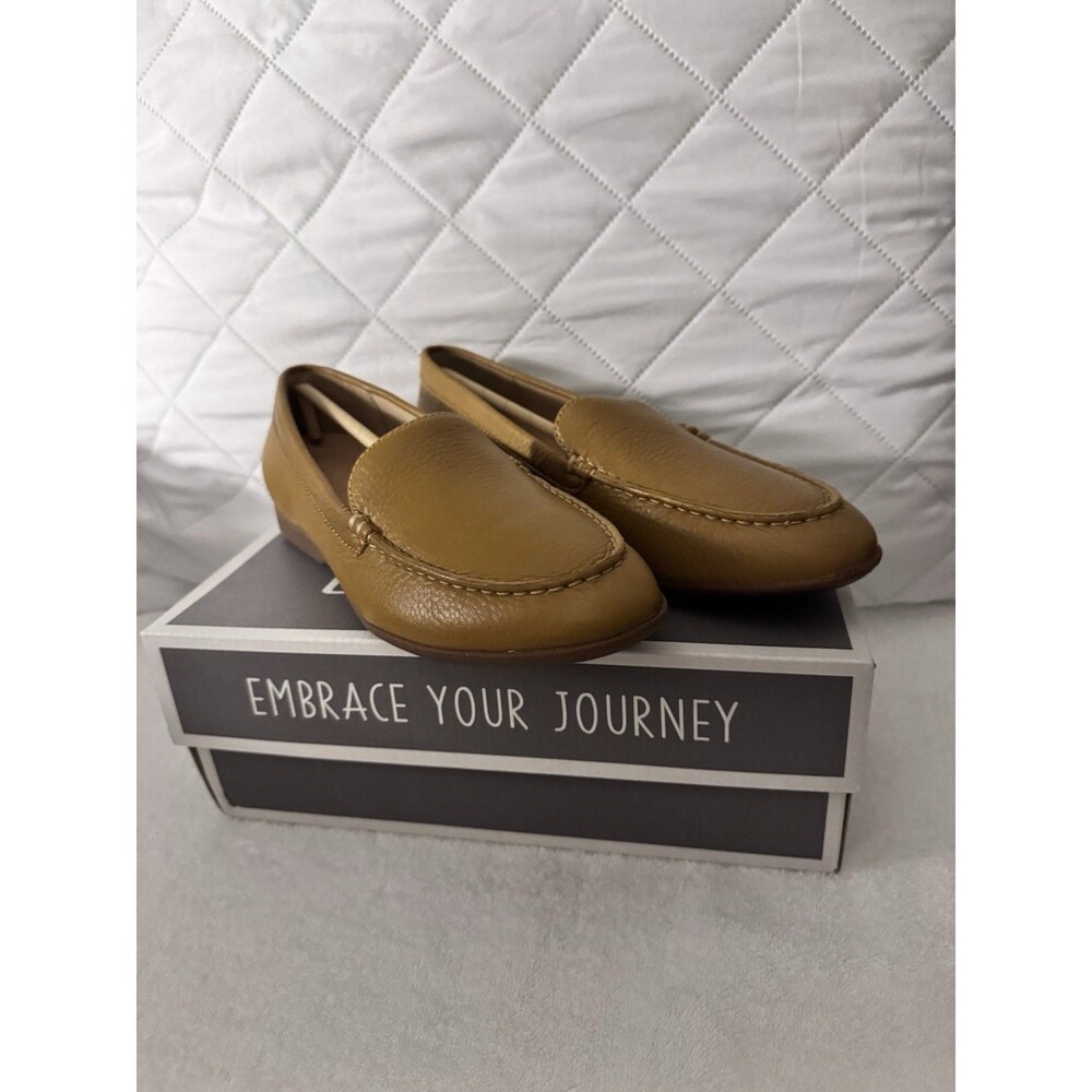 Dansko Womens Wheat Lorri Tumbled Leather Loafers Size 41 US 10.5-11 New